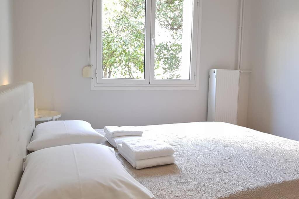 אתונה A Great Stay At A Comfortable Large Apartment מראה חיצוני תמונה